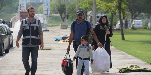 Bin 500 sığınmacı istedikleri şehirlere gönderildi