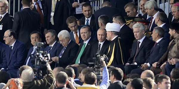 Erdoan, Putin ile birlikte Moskova'da cami al yapt