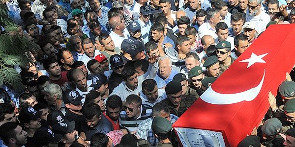 Şehit özel harekatçı son yolculuğuna uğurlandı