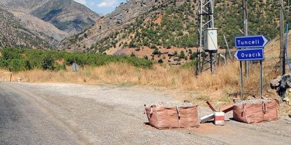Ovacık'ın dünyayla bağlantısı kesildi