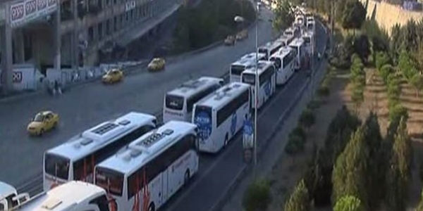 Otogarda dönüş çilesi