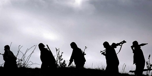Şırnak'ta çatışma, Muş'ta polis aracına saldırı