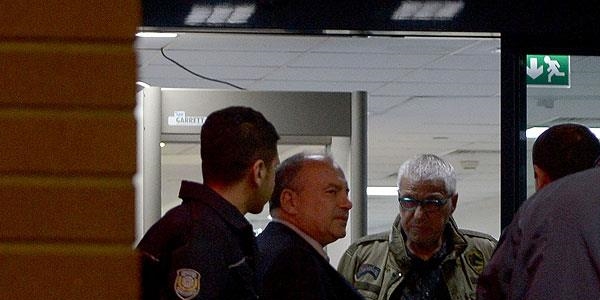Gazeteci Ahmet Hakan darp edildi
