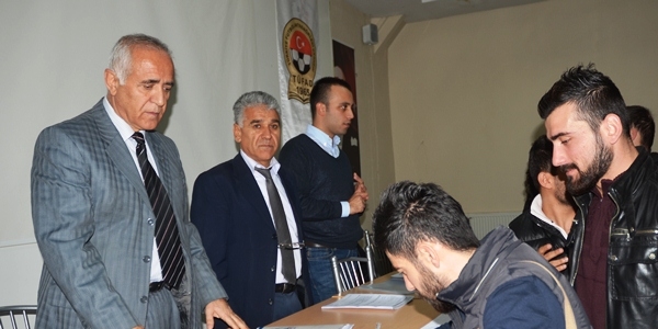 Gençlik ve Spor Genel Müdürlüğü Sözleşmeli Spor Uzmanı ve Antrenör Çalıştırması Hakkında Yönetmelikte değişiklik