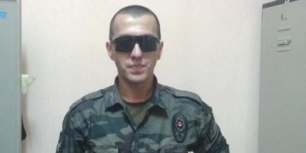 Şehit polis babasını üzmemek için gerçeği saklamış