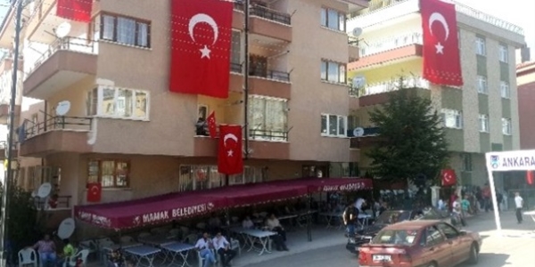 Şehit Teğmen Başaran'ın Ankara'daki baba evinde yas var