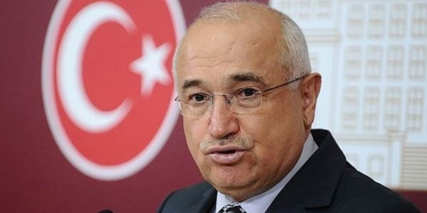 Cemil Çiçek'in acı günü!