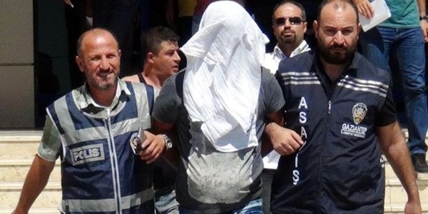 Memurların da olduğu 26 kişiye gözaltı