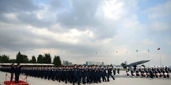 304 öğrenci ant içerek 'hava harbiyeli' oldu