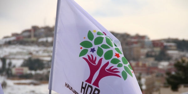 HDP'den oylara 'yakn' takip