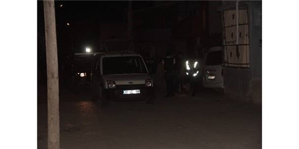 Adana'da terr operasyonu: 15 gzalt