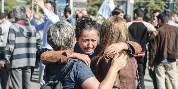 Yine seçim öncesi ve yine patlama