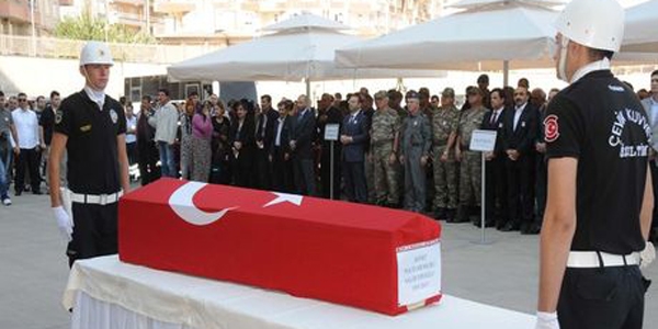 Şehit polis memuru Salih Eroğlu toprağa verildi