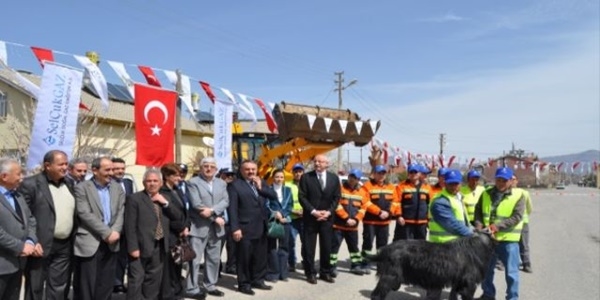 'ktisadi ve sosyal altyap yatrmlarna ncelik verilecek'