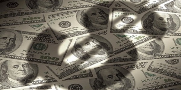 Dolar yüzde 1 yükselişle başladı