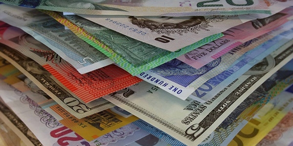 Serbest piyasada döviz açılış fiyatları