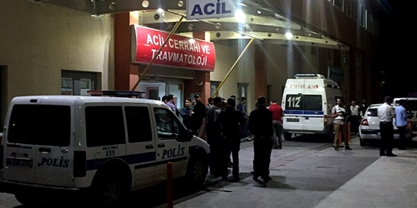 Silvan'da yaralanan köy korucusu şehit oldu