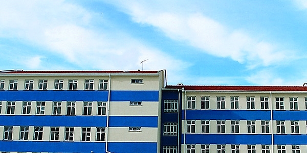 Hafta sonu destek kurslarında para toplayan okullar
