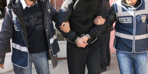 Eskiehir'de bir polis ile vatandan darp edilmesi
