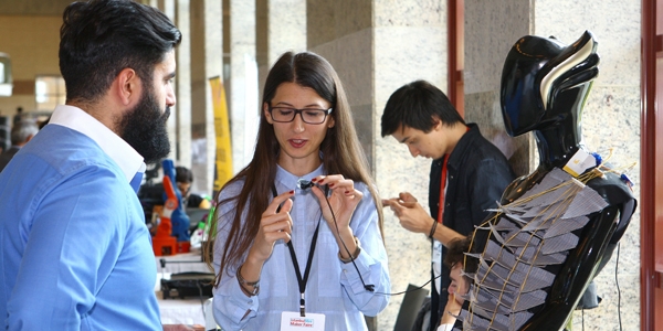 Living Lab öğrencileri buluşlarını sergiledi