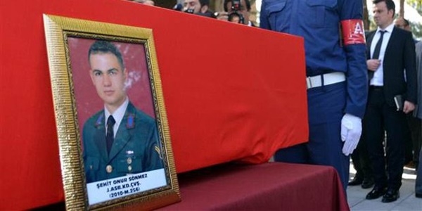 Şehit astsubay 1 ay sonra baba olacaktı!