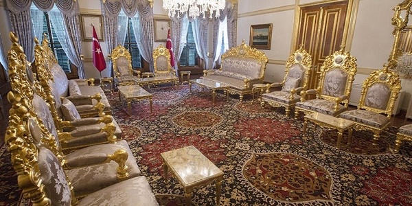 'Mabeyn Köşkü restorasyonu aslına uygun'