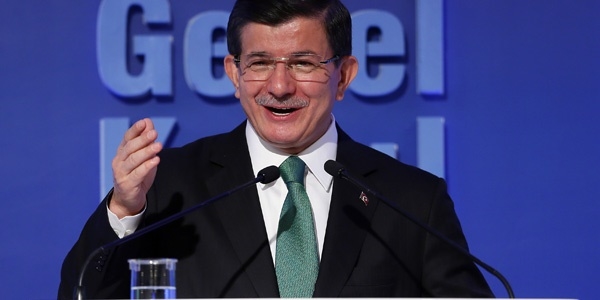 Davutoğlu'ndan taşeronlar için toplu sözleşme talimatı
