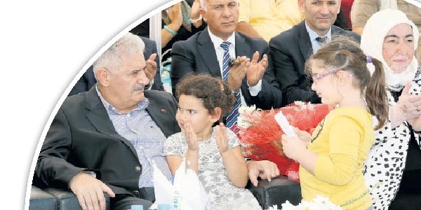 Binali Yıldırım: İzmir, yetenekli bir şehir