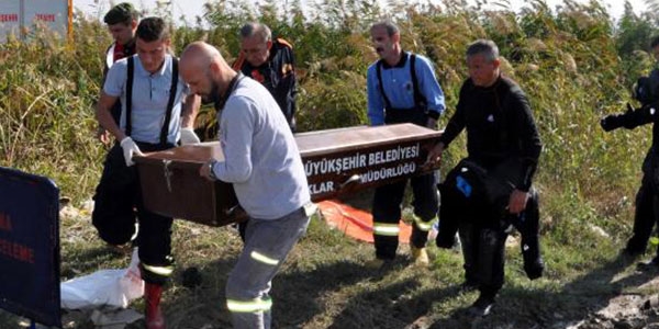 AK Parti seçim konvoyunda kaza: 2 ölü
