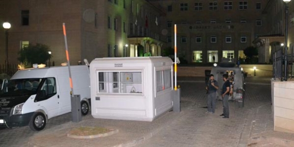 Adana ve Siirt'te terr operasyonu: 20 kii tutukland