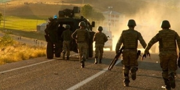 Hakkari'de çatışma: 1 terörist öldürüldü
