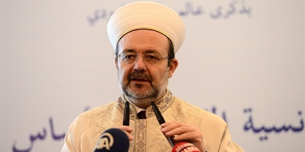 Görmez: Müslüman kimliği ahlakla ayakta tutulur