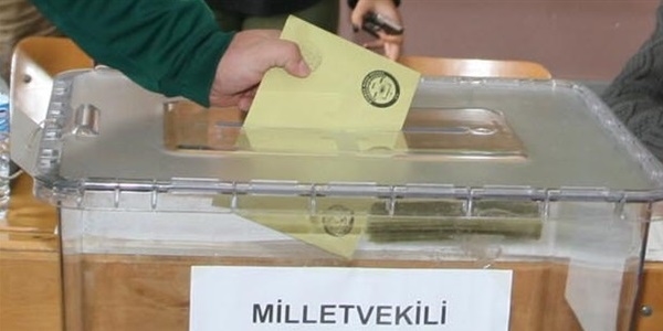 Van'da sandık kurulu üyesi darbedildi