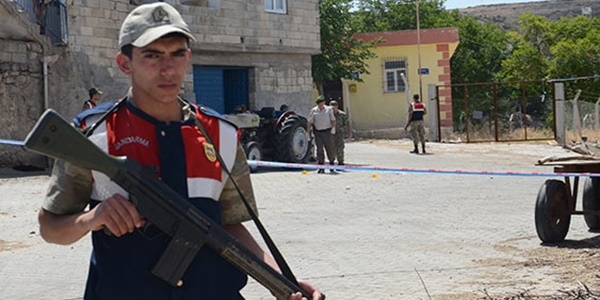 2 ailenin borç- alacak kavgası: 3 ölü, 12 yaralı