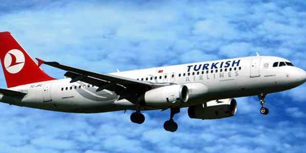 THY uçağına gürültü şikayeti acil iniş yaptırdı