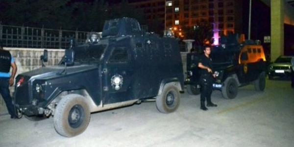 Siirt'te polise terör saldırısı: 1 polis yaralı
