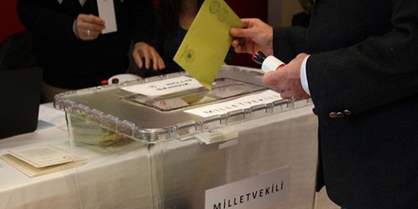 HDP 'blok sandıklarda' oy kaybetti