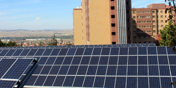 Hastane, elektrik ihtiyacının yüzde 15'ini güneşten karşılıyor
