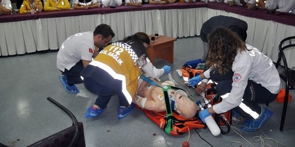 112 sağlık ekipleri adli vakalarda polis gibi çalışacak