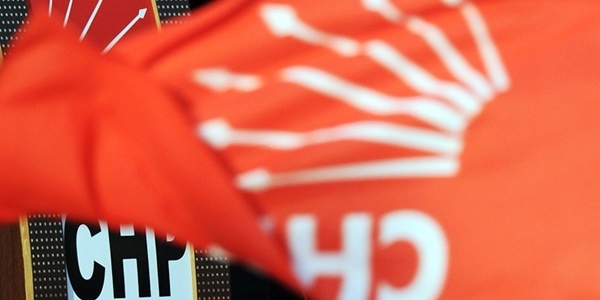 CHP rotayı sağa mı sola mı çevirmeli?