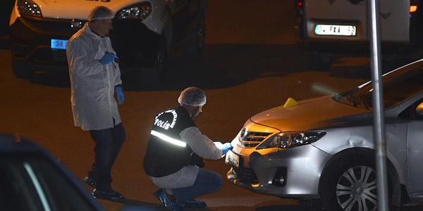 Gaziosmanpaa'da polislere silahl saldr: 2 yaral