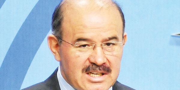Hüseyin Çelik: O polis kuryesinin peşindeyim