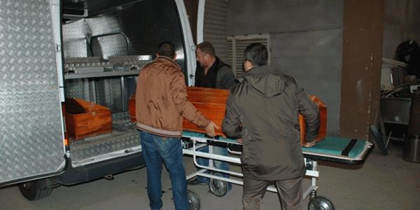 14 yaşındaki çocuk köpek yüzünden katil oldu!