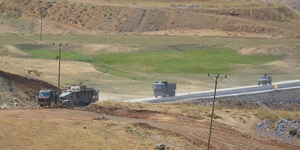 Askeri konvoya saldırı: 1 şehit