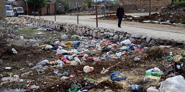 'HDP'ye oy vermediğimiz için çöplerimiz toplanmıyor'