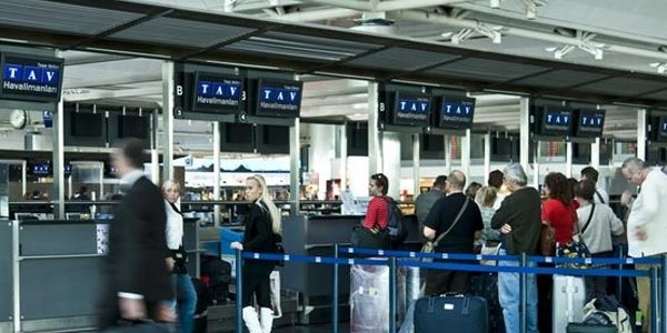 54 hakim ve savcıya yeşil pasaport freni