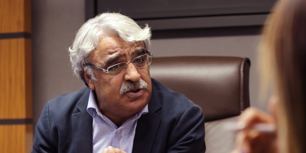 HDP: Başkanlık dahi her şeyi tartışırız