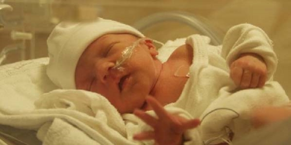 Oksijensiz kalan bebek, 'beyin soğutma' yöntemiyle hayata tutundu