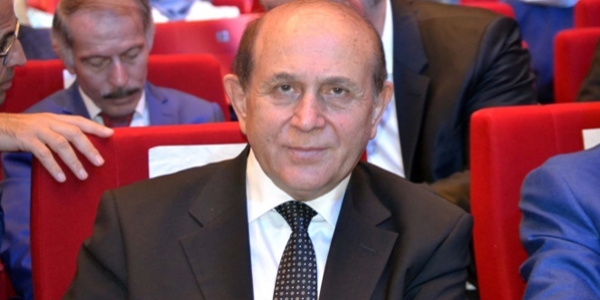 Burhan Kuzu: Burhan olmadan buhran oluyor