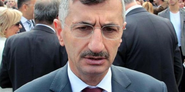 Manisa Valiliği'nden 'kelepçe' özrü